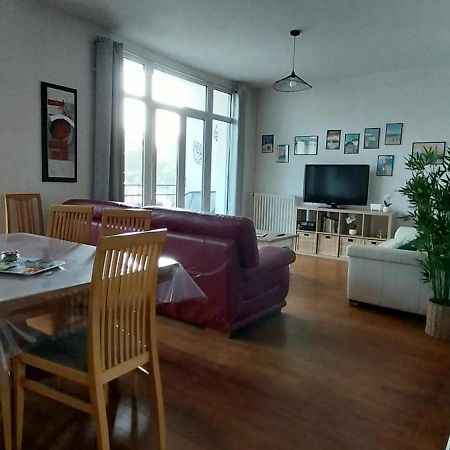 Maison De Ville Plein Centre, 3 Etoiles, A 200M De La Plage, Parking Prive, Wifi Royan Zewnętrze zdjęcie
