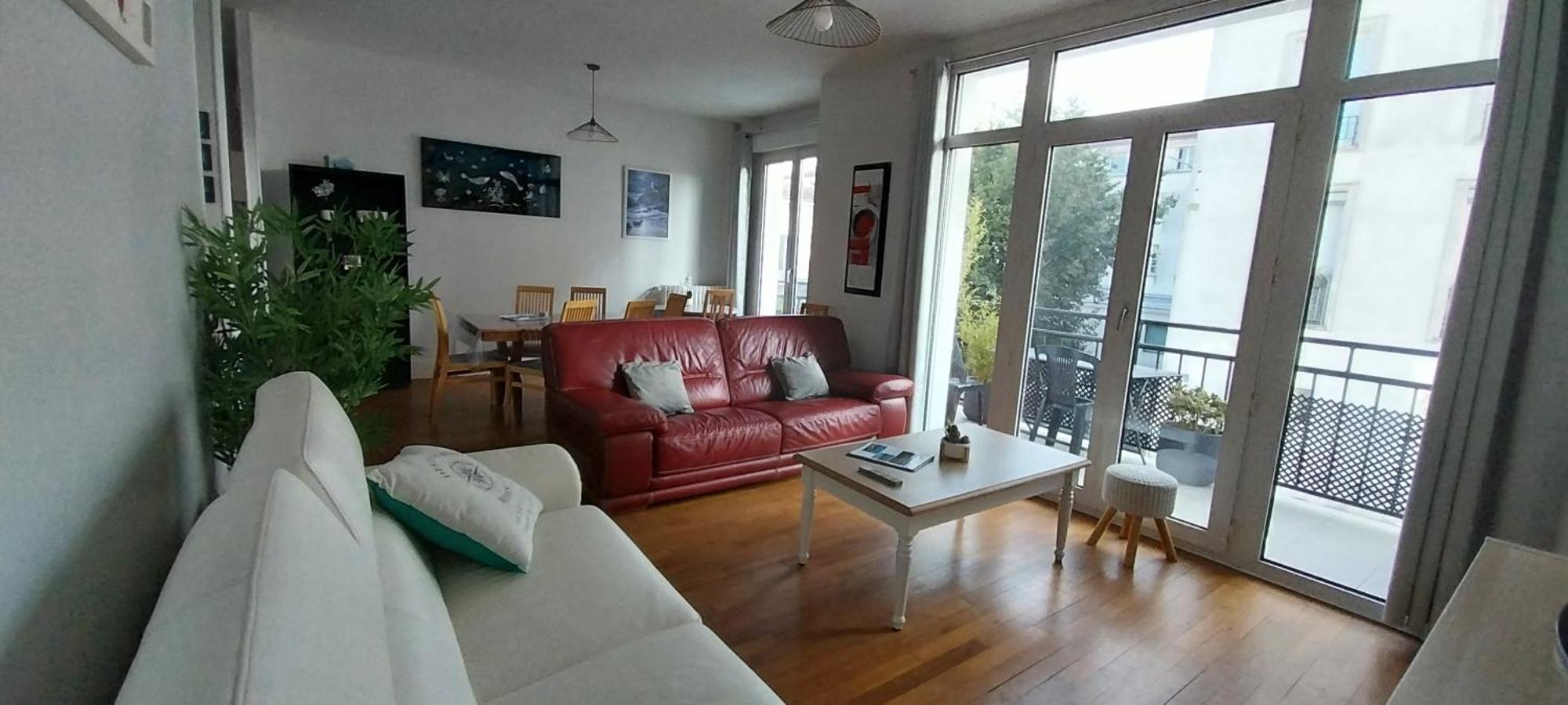 Maison De Ville Plein Centre, 3 Etoiles, A 200M De La Plage, Parking Prive, Wifi Royan Zewnętrze zdjęcie